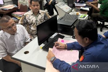Penyidik limpahkan berkas kasus pemberi suap K3 dan Kabid Disnakertrans ke jaksa penuntut