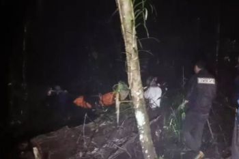 Tim SAR berhasil evakuasi pendaki tewas di puncak Gunung Pesagi