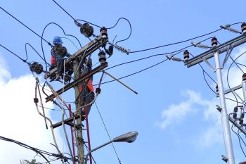 Jelang Harkitnas PLN jaga keandalan listrik di Putussibau, Kapuas Hulu