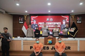Polres Jember tangkap 2 pelaku pembunuhan yang kabur ke Malaysia