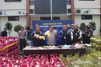 Polres Temanggung  bongkar pengoplos gas elpiji subsidi