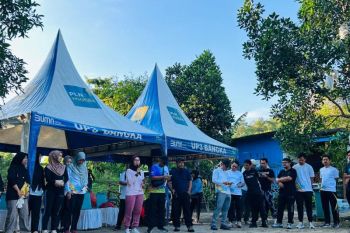 Sinergi PLN Babel dan Komunitas Edubina bersihkan Bukit Pinteir wujudkan wisata berkelanjutan