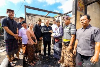 Pemkab Badung bantu korban bencana kebakaran di Mengwi