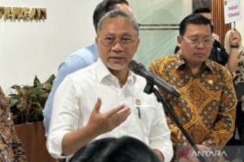 Zulhas Sebut Impor Garam Industri Kembali Dibuka