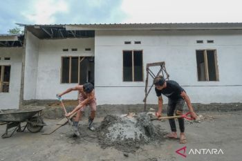 Pembangunan rumah bantuan korban kebakaran TPAS Puuwatu Kendari