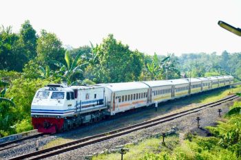 KAI Tanjungkarang pastikan beli tiket KA mudah dan aman lewat kanal resmi