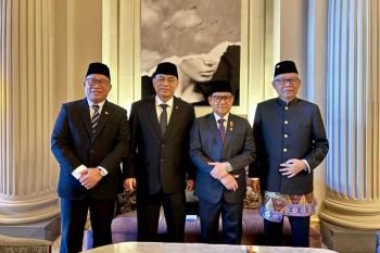 Menko Muhaimin bawa misi perdamaian saat hadiri pelantikan Paus Leo XIV