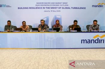 Tabungan masyarakat kelas bawah mulai membaik pada Mei 2025