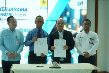 Eratkan Sinergi, Bank Nagari Teken Kerjasama dengan PLN Sumbar