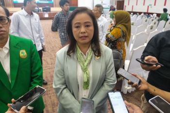KI: Jokowi tak wajib buktikan keaslian ijazah