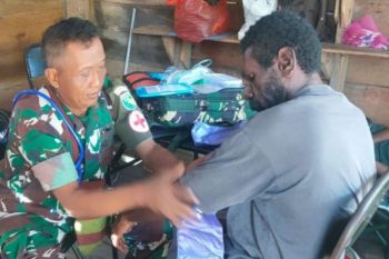 Satgas TMMD Kodim 1710 Mimika hadirkan layanan kesehatan keliling