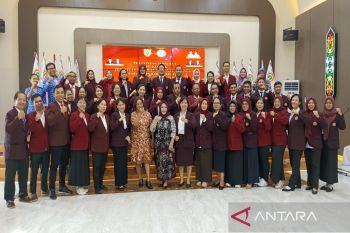 Eddy Raya Samsuri apresiasi perawat sebagai ujung tombak pelayanan kesehatan