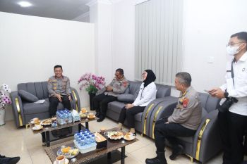 Polda Kepri dan Kemenko Kumham perkuat koordinasi layanan WNA
