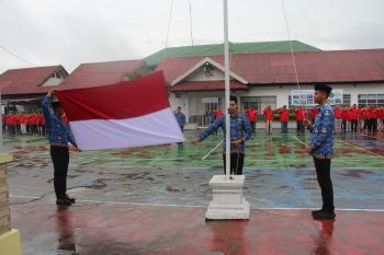 Lapas Kendari bersama warga binaan laksanakan upacara Harkitnas 2025