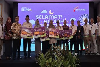 Bank Jateng Slawi serahkan hadiah Undian Tabungan Bima Periode II