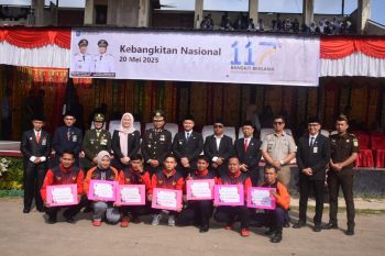 Bonus Atlet PON, Pemkot Sawahlunto - KONI Dorong Ekosistem Olahraga yang Produktif dan Inklusif