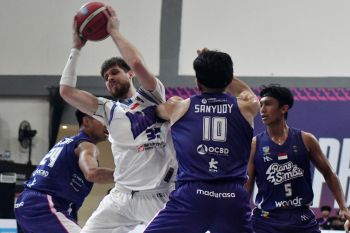 Hawks kembali ke jalur kemenangan usai cukur Borneo