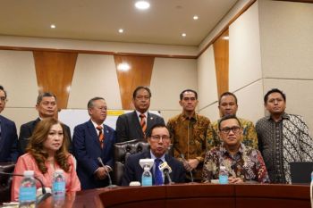 Menteri P2MI bahas peluang penempatan pekerja migran di Sarawak