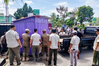 Pemkot Solok relokasi PKL ke tepian Sungai Batang Lembang