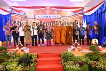 Dharmasanti Waisak di Mandau jadi simbol harmoni dan refleksi spiritual