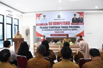 12 pejabat Pemkab Kapuas ikuti uji kompetensi jabatan