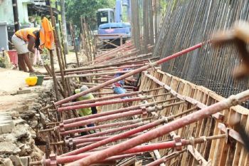 Atasi banjir di Ciledug, DPUPR bangun turap beton hingga kolam olakan