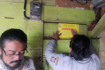 Perumda Pasar segel 69 kios di Pasar Kalimbu karena tak bayar sewa