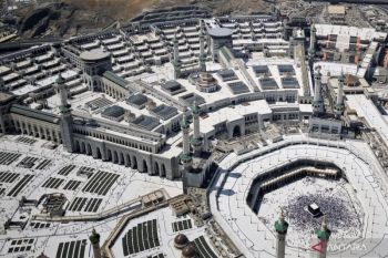 Selama musim haji, Makkah perpendek jarak adzan dan iqamah