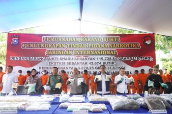 Narkoba senilai Rp133 miliar dimusnahkan polisi Pekanbaru
