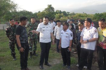Upaya atasi banjir di Kota Padang, Fadly Amran tinjau pelaksanaan normalisasi Bandar II