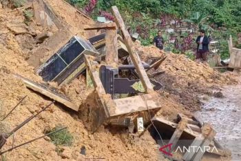 Pemda tangani 30 makam terdampak longsor  di TPU Samarinda