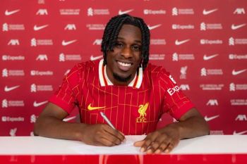 Liverpool resmi datangkan Jeremie Frimpong dari Leverkusen