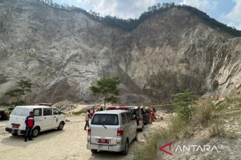 West Java shuts down Cirebon mining site after fatal landslide