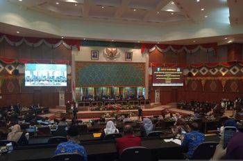 BPK temukan hutang Rp1,7 T dan kelebihan bayar perjalanan dinas Pemprov Riau Rp16 M