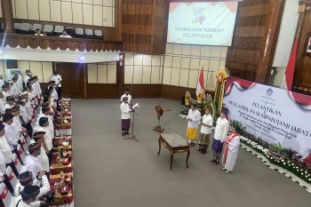 Gubernur Bali rombak pejabat eselon III dengan sistem merit