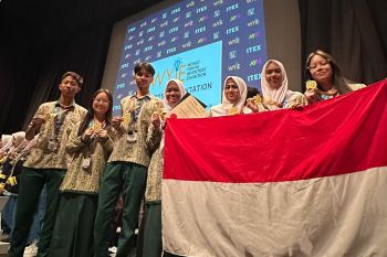 Inovasi monitoring polusi udara pelajar  SMAN 3 Banda Aceh raih medali emas di Malaysia