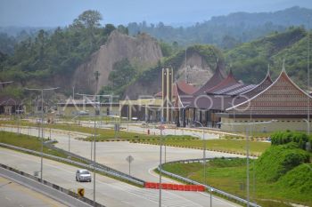 Progres pembangunan rest area tol Padang - Sicincin