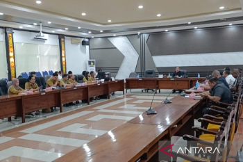 Legislator Kapuas apresiasi penyaluran sapi kurban untuk 214 desa
