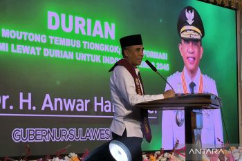 Gubernur Sulteng komitmen jadikan Parimo bisa ekspor durian