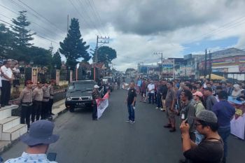 Desak KLHK kembalikan Izin PT DPM, Warga Dairi: Kami Butuh Kerja