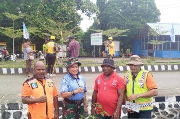 DLH Jayapura imbau masyarakat disiplin membuang sampah sesuai waktunya