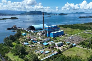PLN Indonesia Power Labuhan Angin olah uang kertas rusak jadi listrik