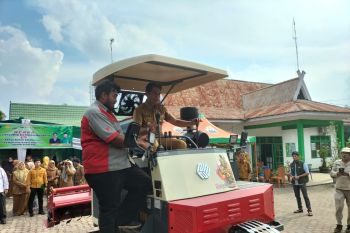 Pemkab Batang Hari gelar penyerahan alsintan dan temu teknis