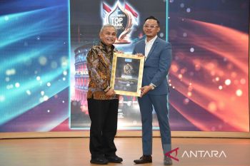 BRK Syariah raih penghargaan "Top Bank 2025" kategori KBMI 1