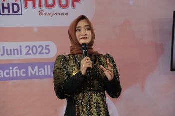 Wakil Wali Kota Tegal jadi juri kehormatan Lomba Fashion Show Batik