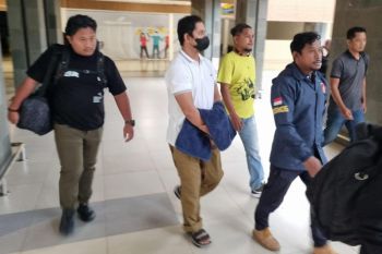 Mantan Kapolres Ngada Fajar Lukman ditahan di Mapolda NTT