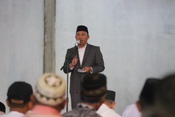 Bupati Lampung Barat sebut Iduladha momentum berbagi dengan ikhlas