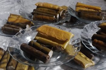 Burasa sajian khas pesisir Jambi saat Hari Raya Idul Adha