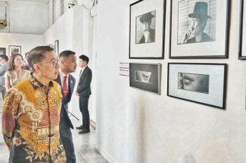 Photo exhibit honors Soekarno, Hatta's legacy in Jakarta