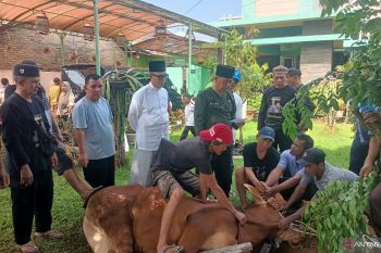 Warga OKU terima daging kurban bantuan Presiden Prabowo Subianto